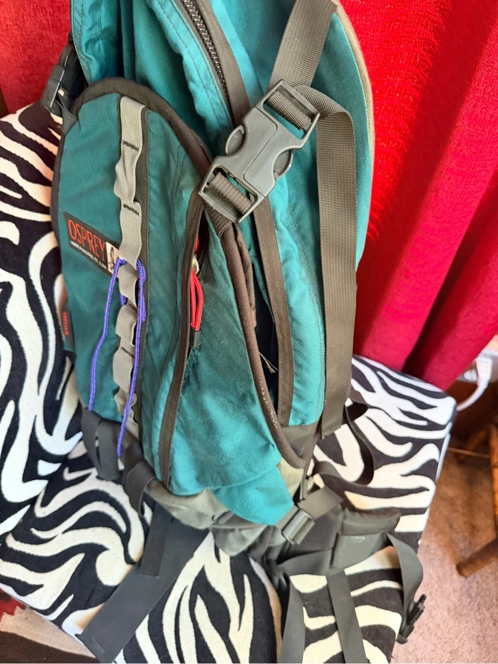 OSPREY Teal and Brown Hiking Backpack Zephyr with Gray Webbing